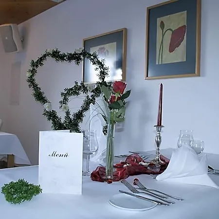 Отель Sonnenhalde Landgasthof Bieg 3*