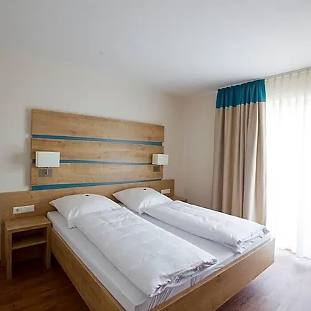 Sonnenhalde Landgasthof Bieg Отель Neuler